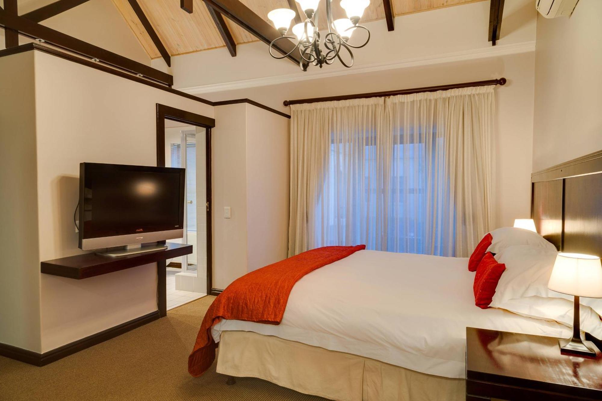 Protea Hotel By Marriott Dorpshuis & Spa Stellenbosch Exterior photo